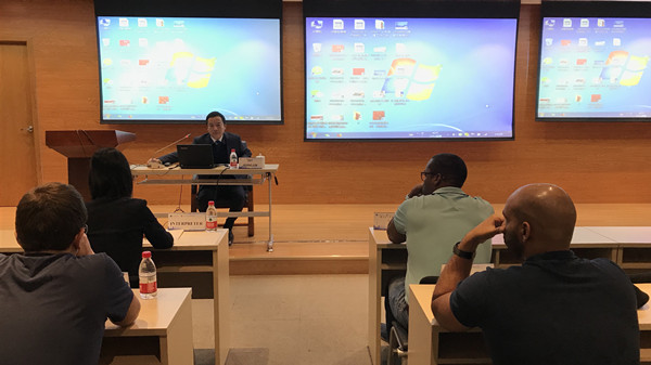 时煌军介绍进口博览会 时煌军介绍进口博览会