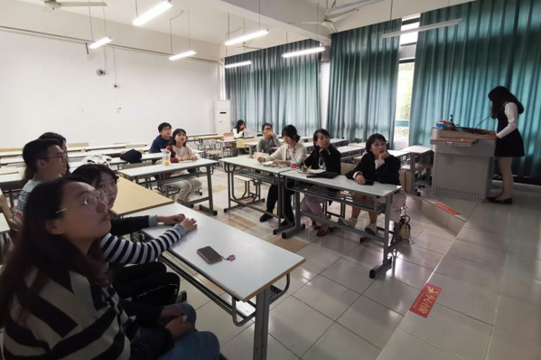 党总支副书记潘懿敏开展学生社团工作调研会 党总支副书记潘懿敏开展学生社团工作调研会