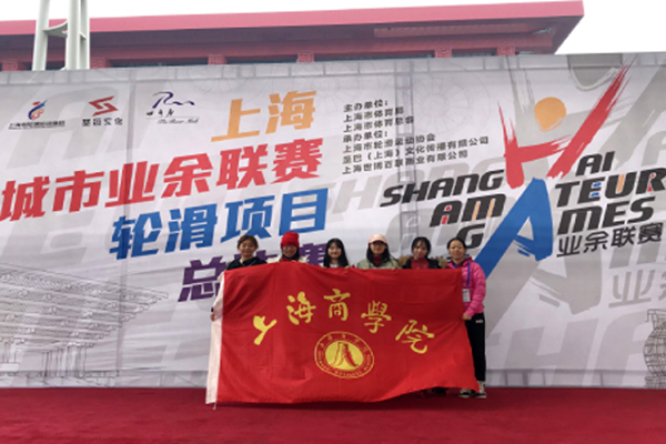 获奖者合影留念