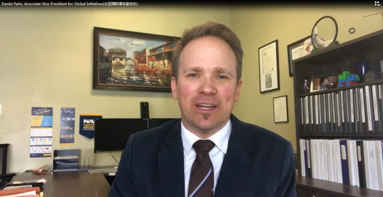 美国北亚利桑那大学校长Daniel Palm