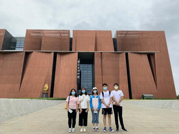 “寻滇商文化,承‘一带一路’新发展”小组实践走访图片 “寻滇商文化,承‘一带一路’新发展”小组实践走访图片