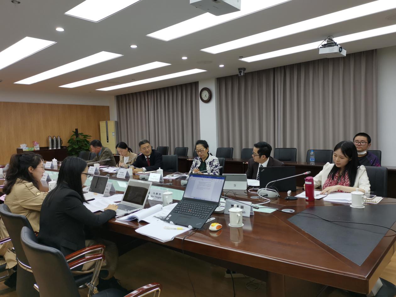 图为陈剑峰总结发言 图为陈剑峰总结发言