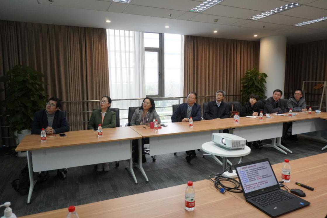 座谈会现场 座谈会现场