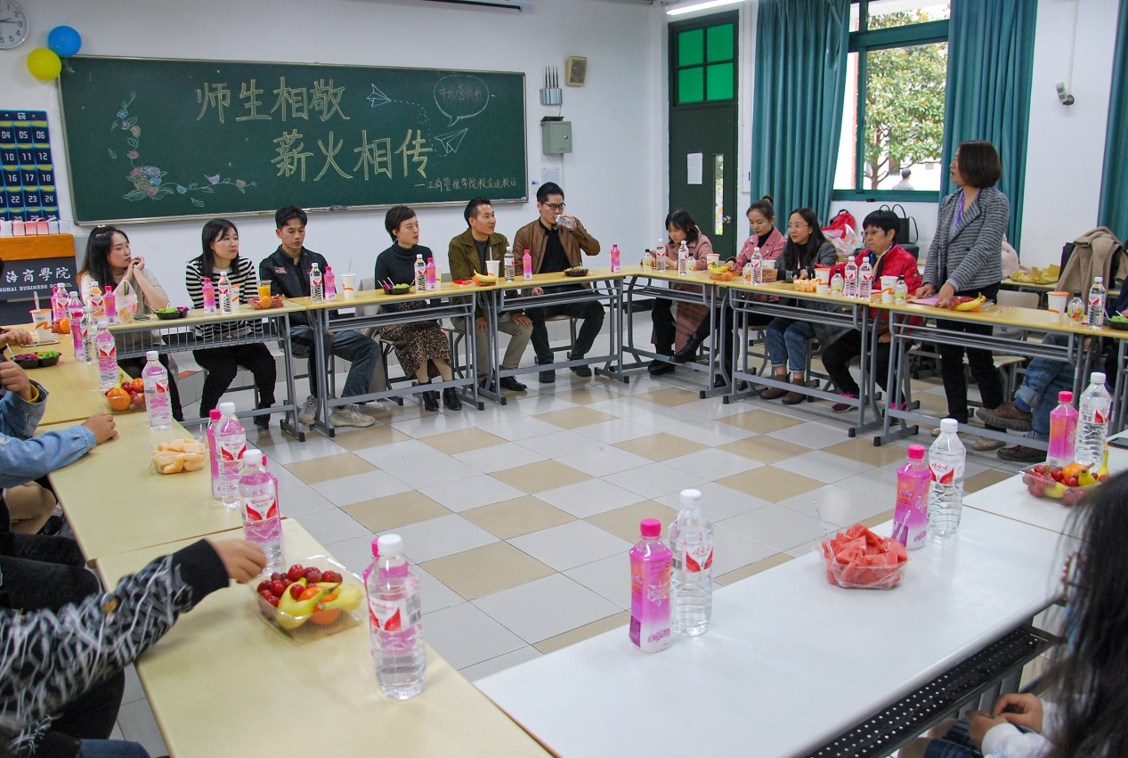 图为返校日活动现场