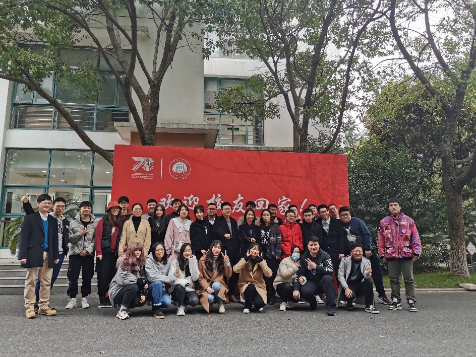 图为合影留念 图为合影留念