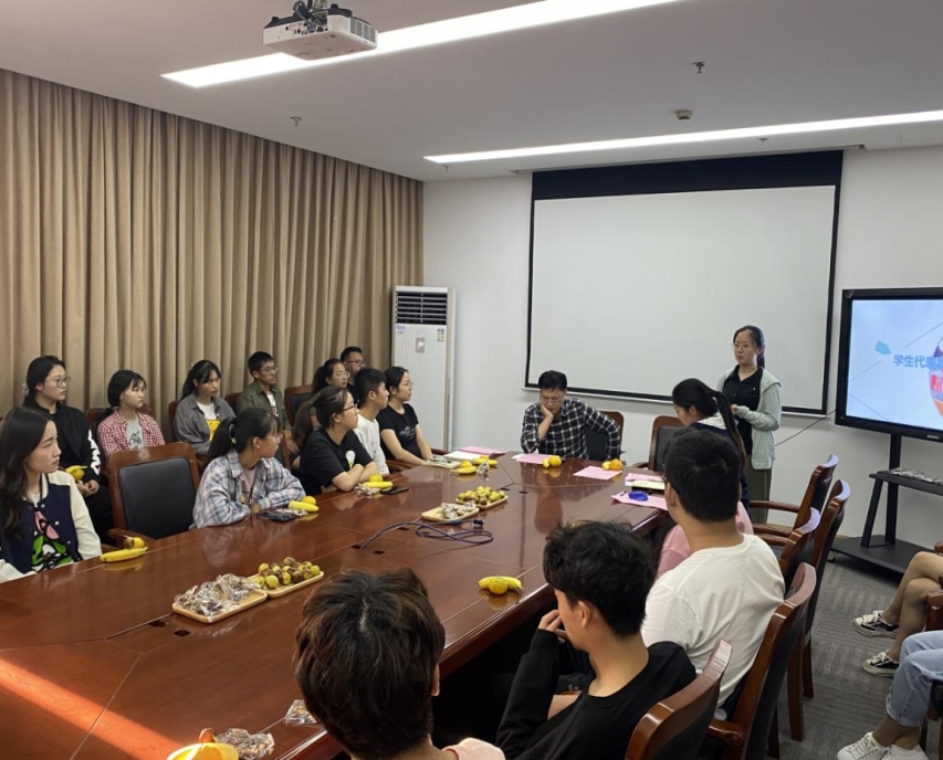 第一期“书记有约”活动现场 第一期“书记有约”活动现场