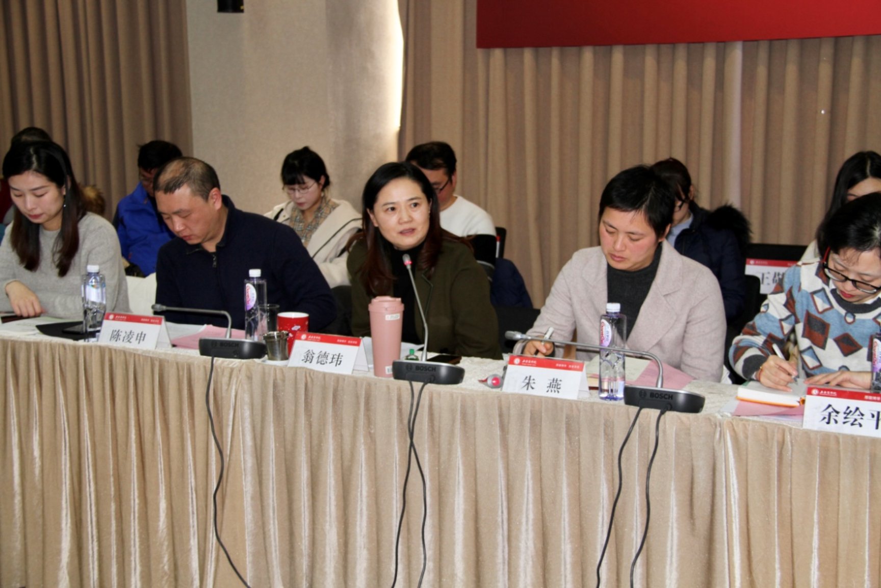 图为翁德玮作总结讲话 图为翁德玮作总结讲话