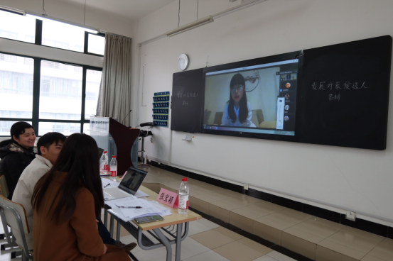 大四学生线上答辩 大四学生线上答辩