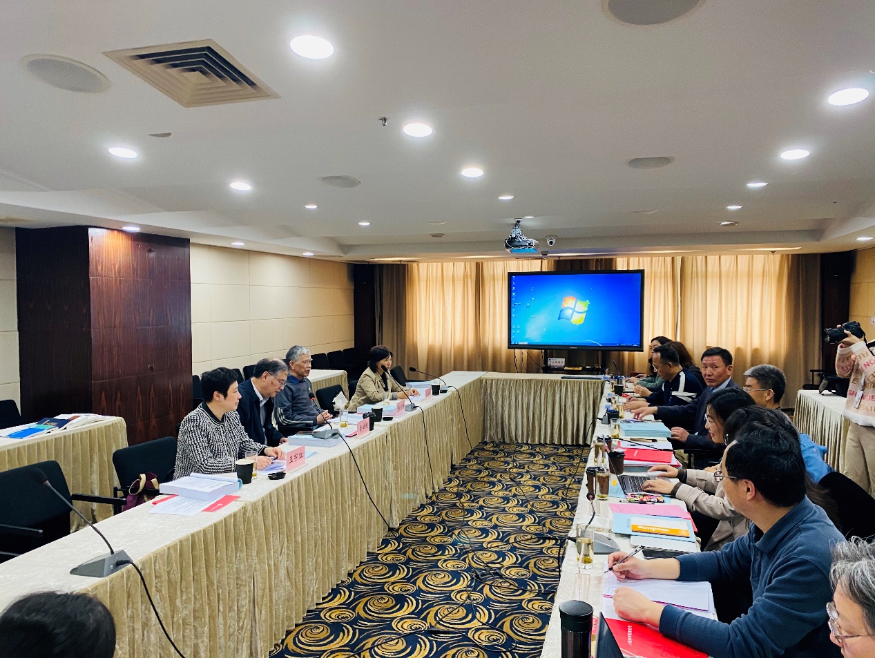 评审会议现场 评审会议现场