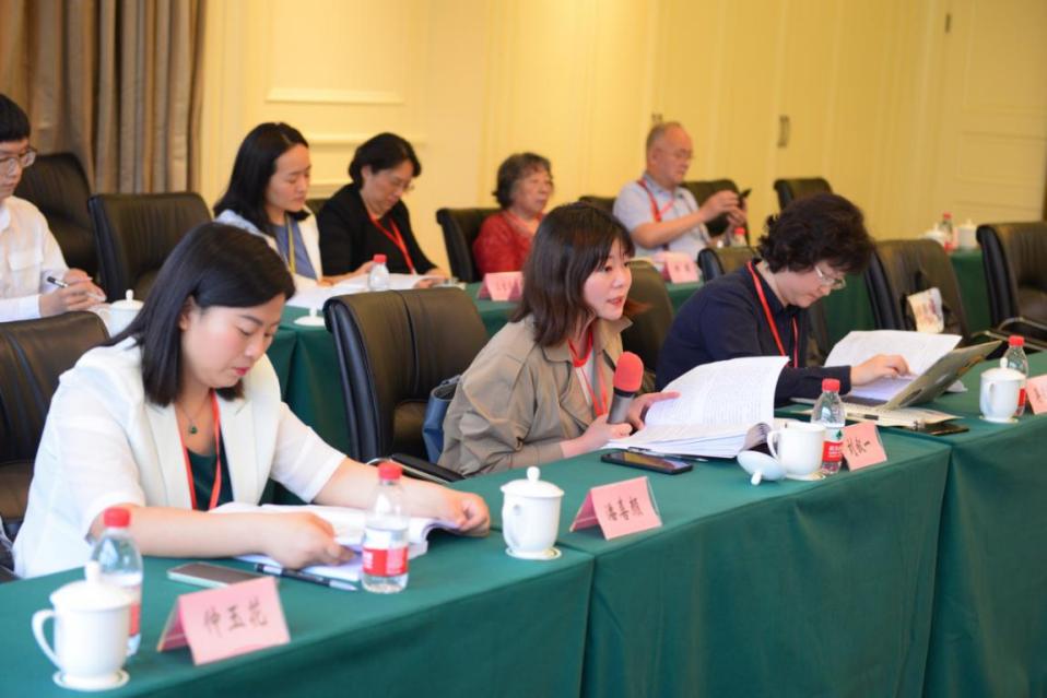 图为研讨会现场 图为研讨会现场