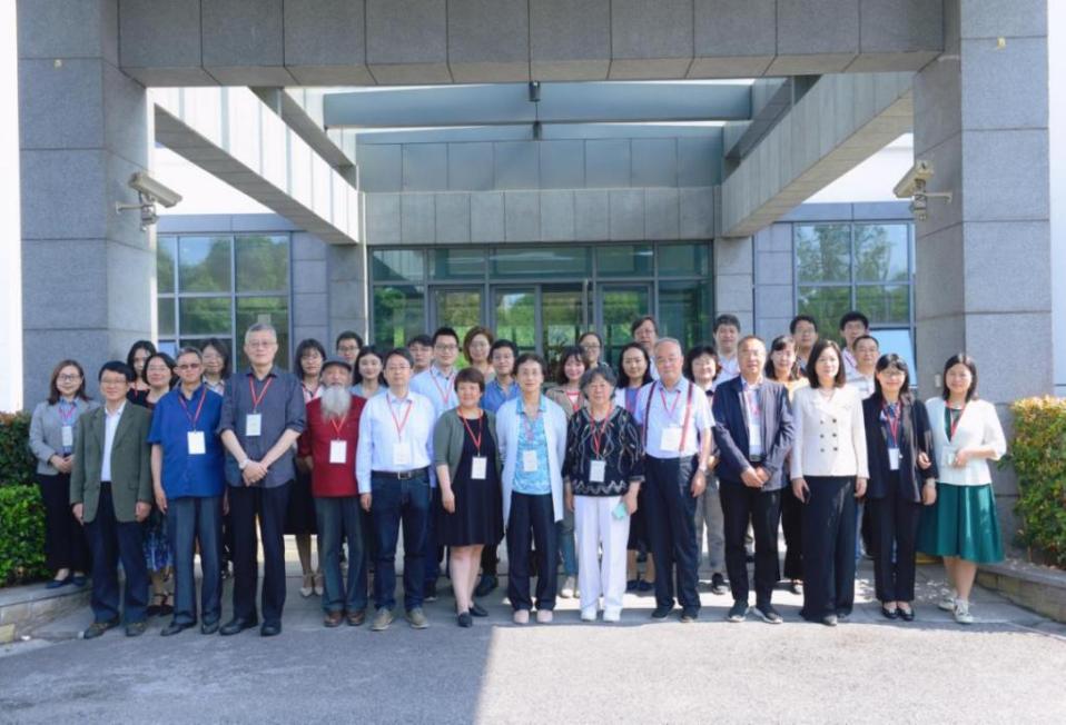 图为研讨会现场 图为研讨会现场