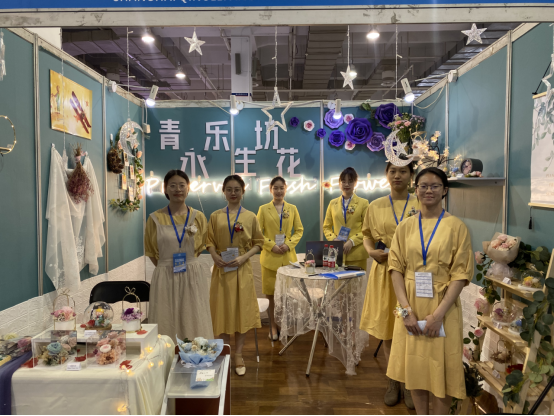 学生团队合影 学生团队合影