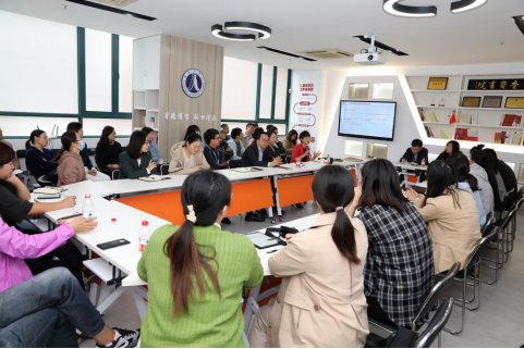 图为宣讲会现场