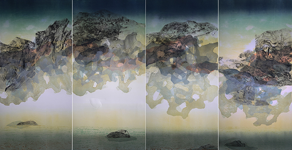 《静水流深》 《静水流深》