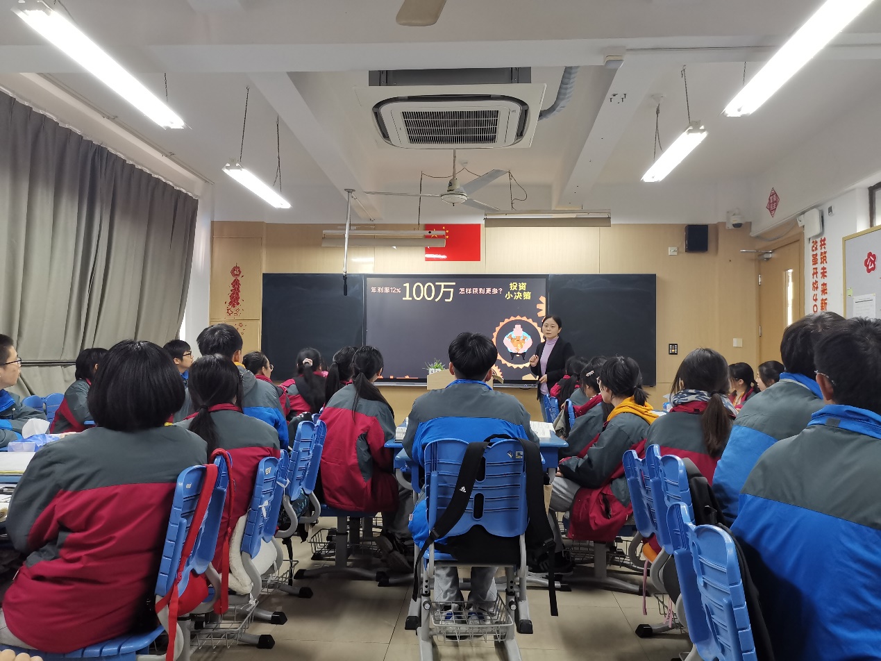 图为联合教研活动现场 图为联合教研活动现场