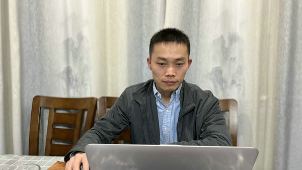 2022烟草考试监考工作照片