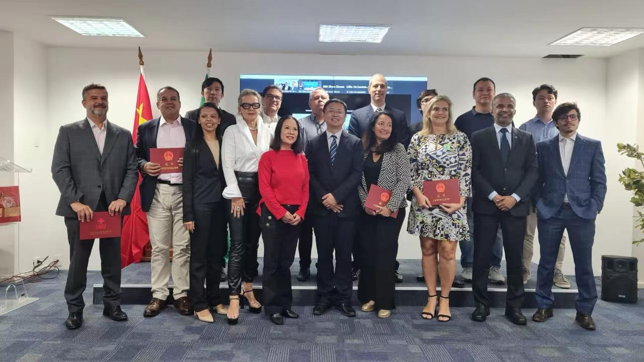 图为圣多美和普林西比学员代表发言