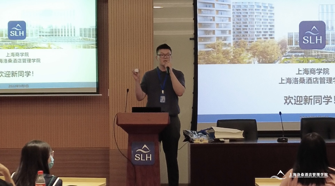 图为活动现场 图为活动现场