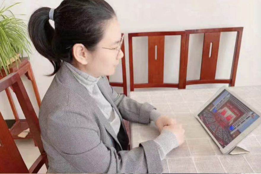 文法学院教职工第三党支部李梦圆观看党的二十大开幕 文法学院教职工第三党支部李梦圆观看党的二十大开幕