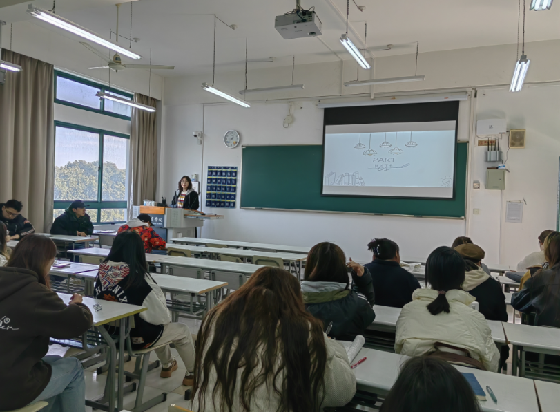 辅导员 孙小烨发言 辅导员 孙小烨发言