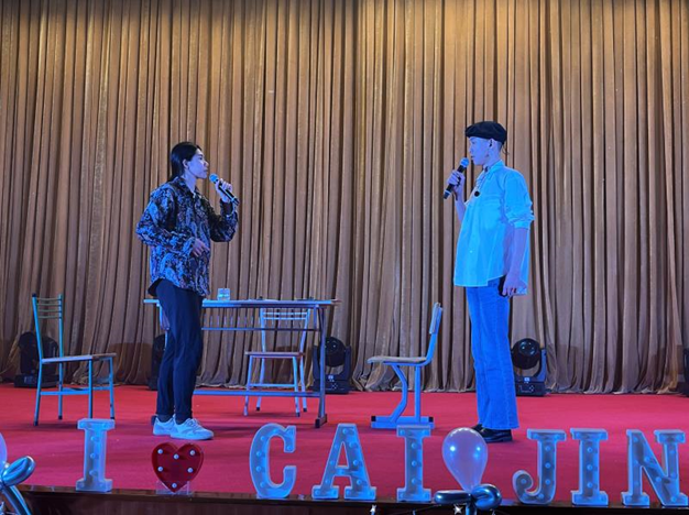 图为小品表演 图为小品表演