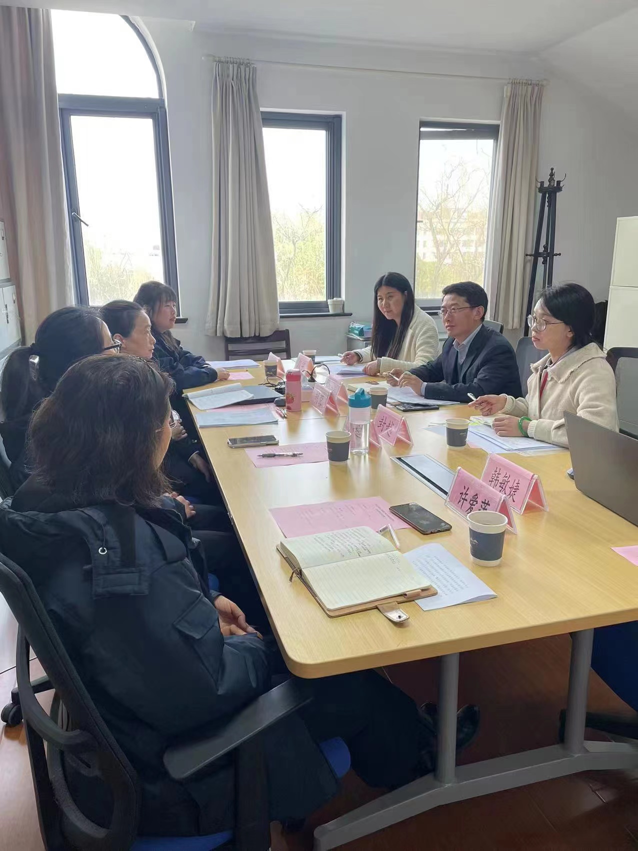 与上海海关学院沟通交流现场 与上海海关学院沟通交流现场