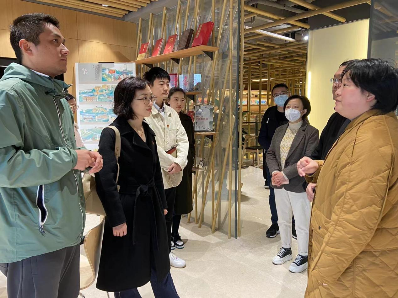 校团委及二级学院团委书记一行在曙光社区参观交流 校团委及二级学院团委书记一行在曙光社区参观交流