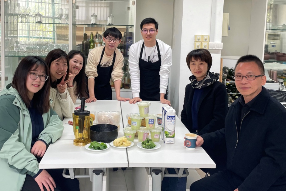 妇女节专项工会活动合影 妇女节专项工会活动合影