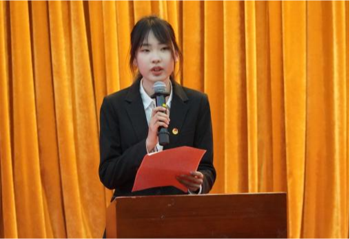 校团委学生兼职副书记马梓欣发言 校团委学生兼职副书记马梓欣发言