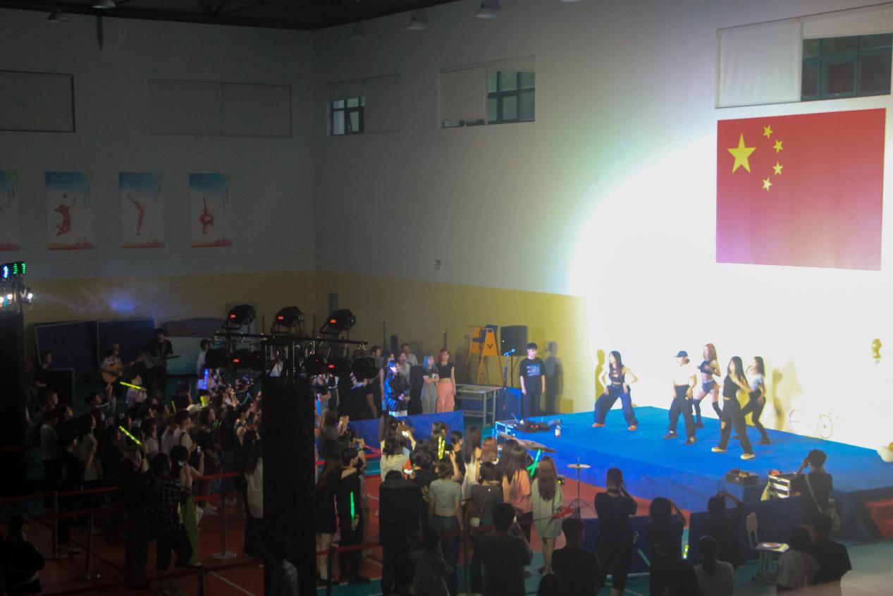 图为音乐节现场