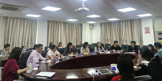 到场校友分享创业经验 到场校友分享创业经验