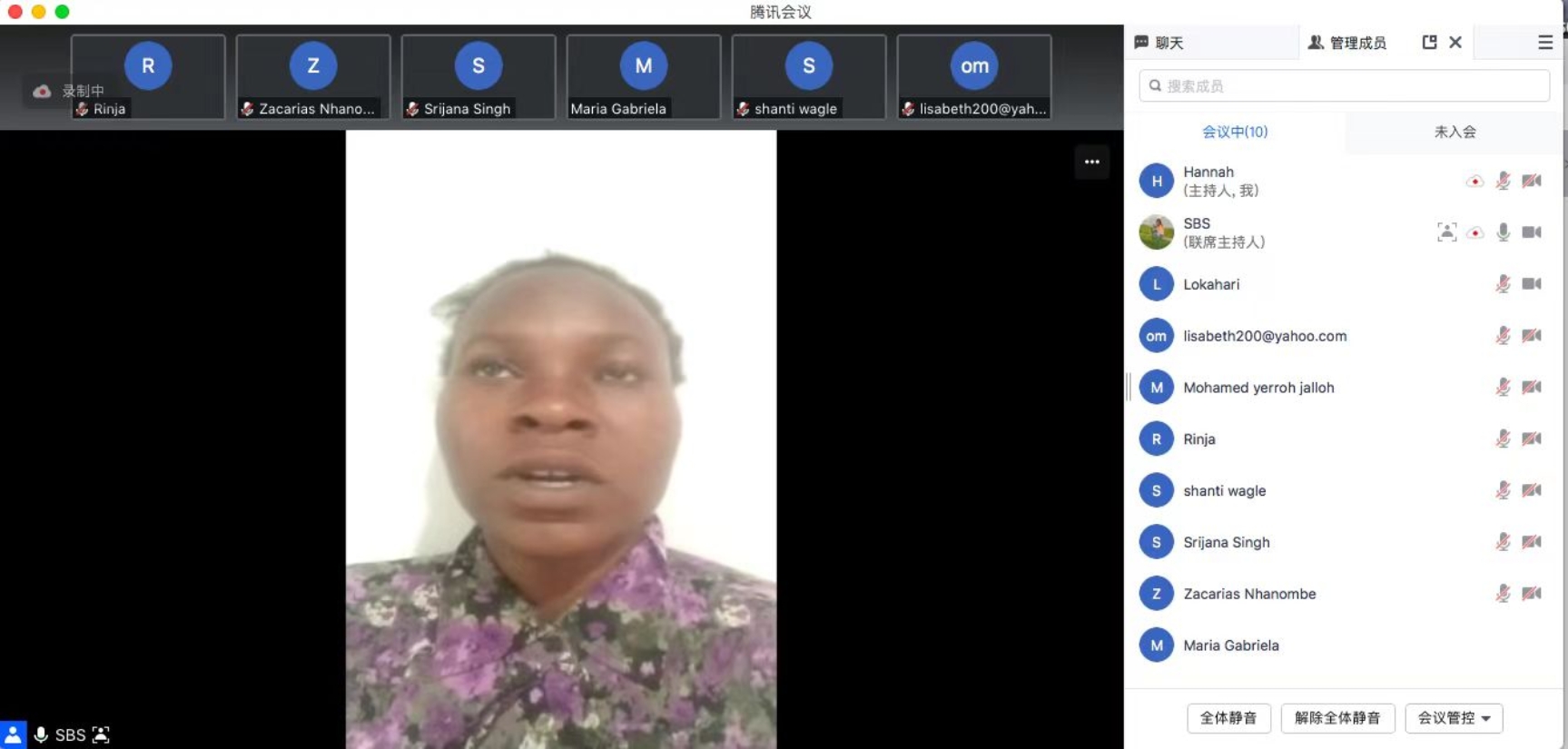 图为学员代表发言