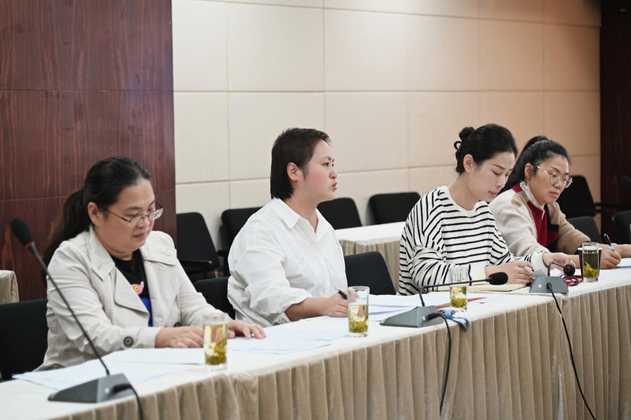 朱燕老师讲话 朱燕老师讲话