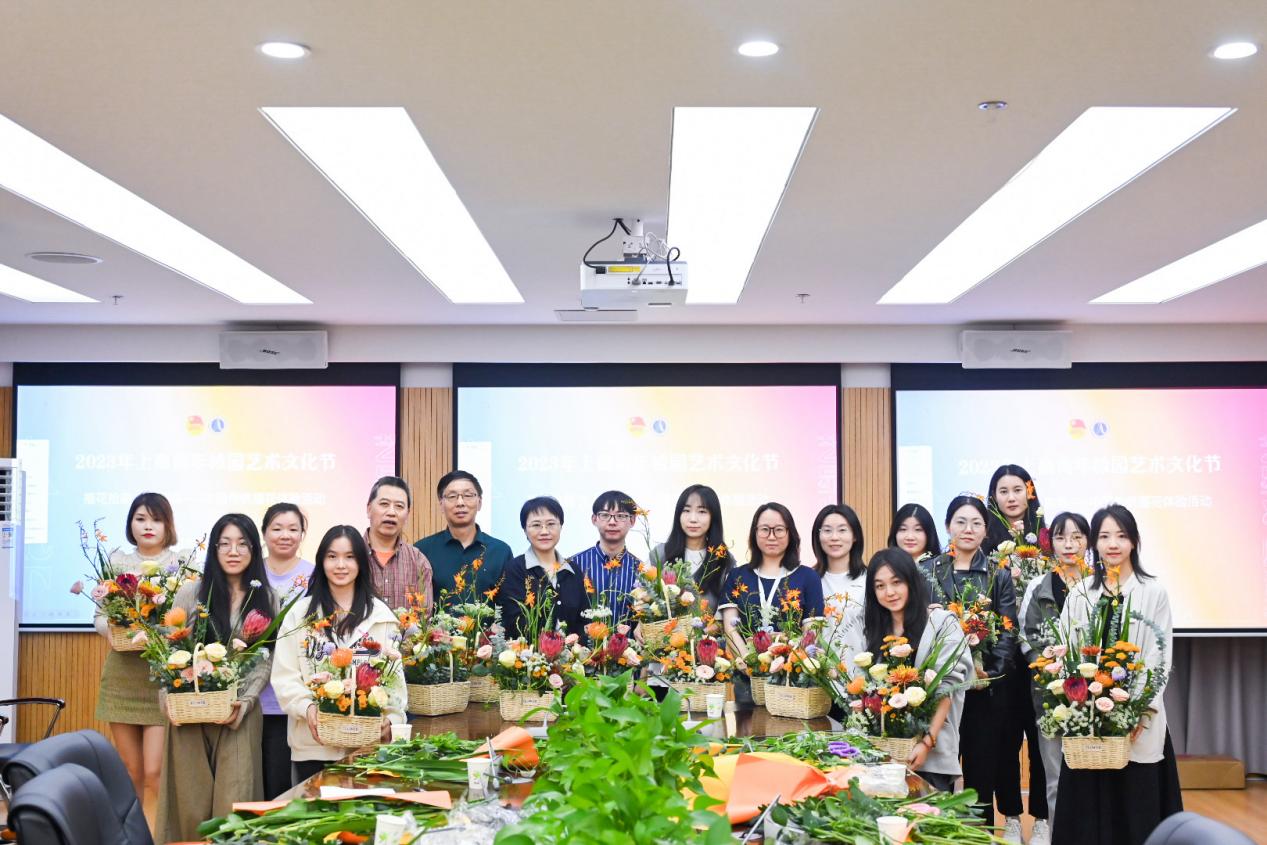 活动留影纪念 活动留影纪念