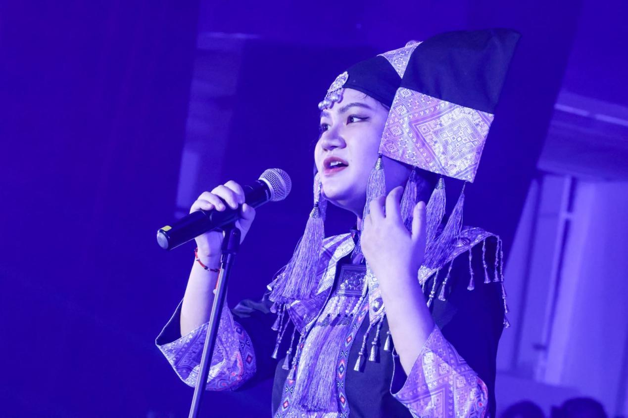 自选歌曲表演 自选歌曲表演