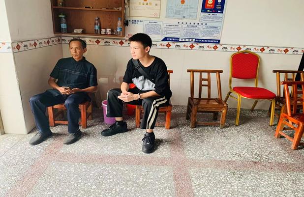 图为江西省芦溪县万龙山乡槽下村贵云楼民宿实地走访 图为江西省芦溪县万龙山乡槽下村贵云楼民宿实地走访