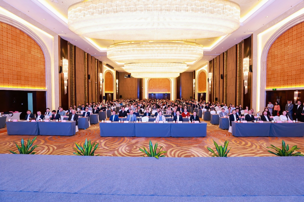 图为会议现场