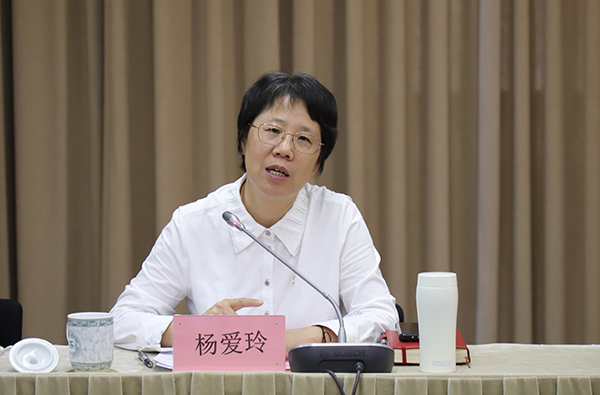 上海出版印刷专科学校杨爱玲副校长在会上发言A.jpg