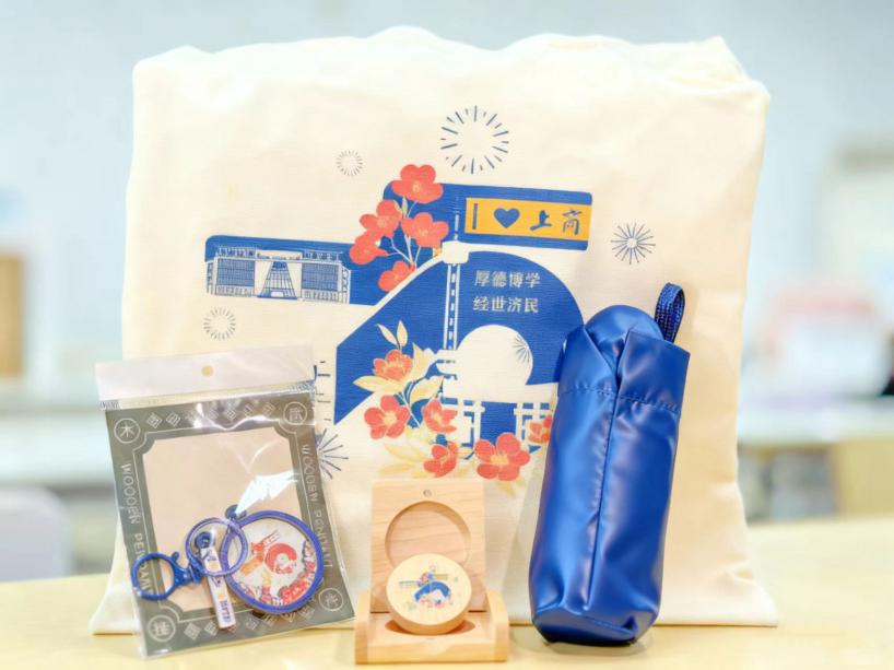 图3为新生成长盲盒