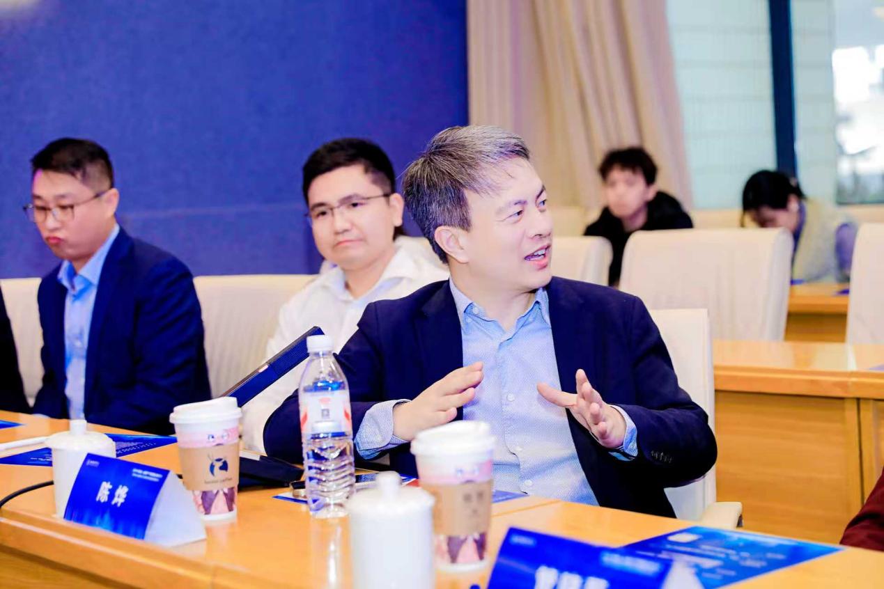 诚通数字科技有限责任公司轮值CEO兼数字工程部总经理陈烨强调要懂AI