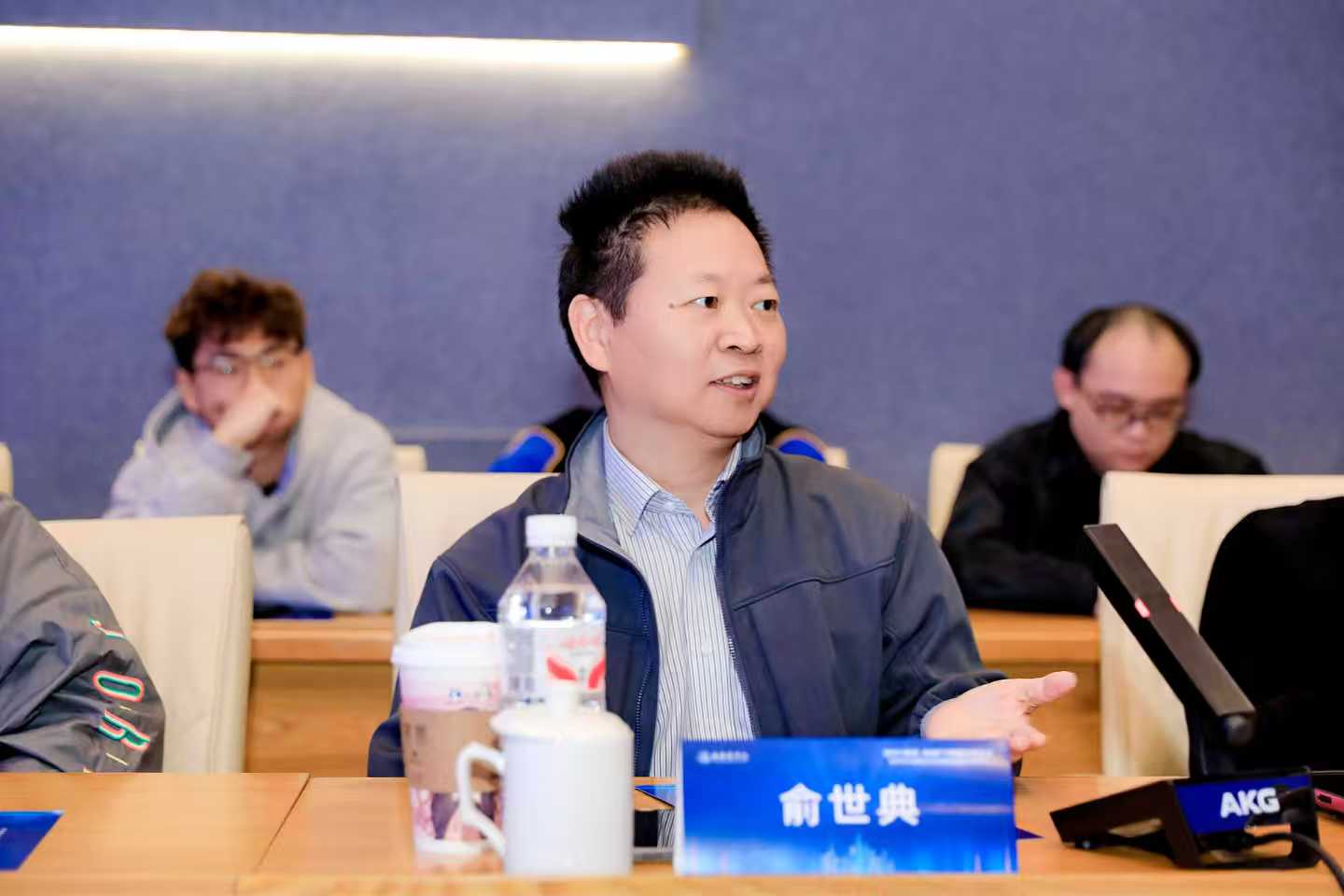 上海谦石投资管理有限公司基金经理俞世典提出对于AI的警示