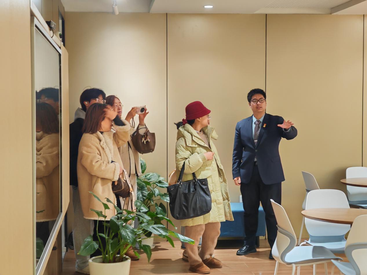 上海洛桑酒店管理学院2026校园开放日圆满落幕